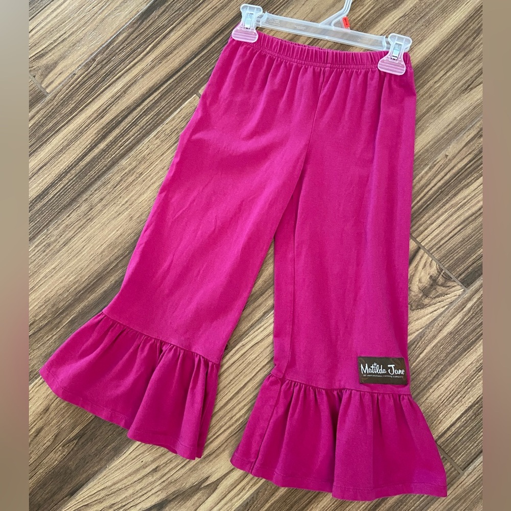 Matilda Jane ruffle cropped pants - EUC - size 6